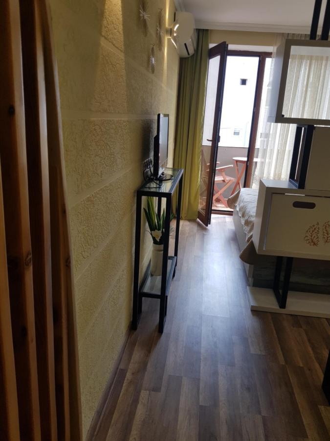 Relax Apartment Samtredia Ngoại thất bức ảnh