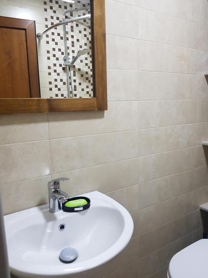 Relax Apartment Samtredia Ngoại thất bức ảnh