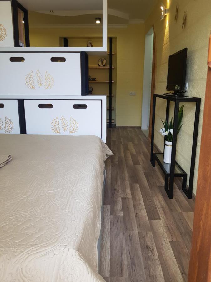 Relax Apartment Samtredia Ngoại thất bức ảnh