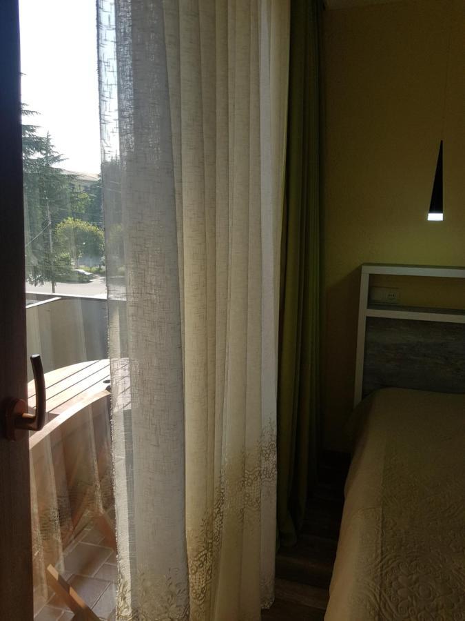 Relax Apartment Samtredia Ngoại thất bức ảnh